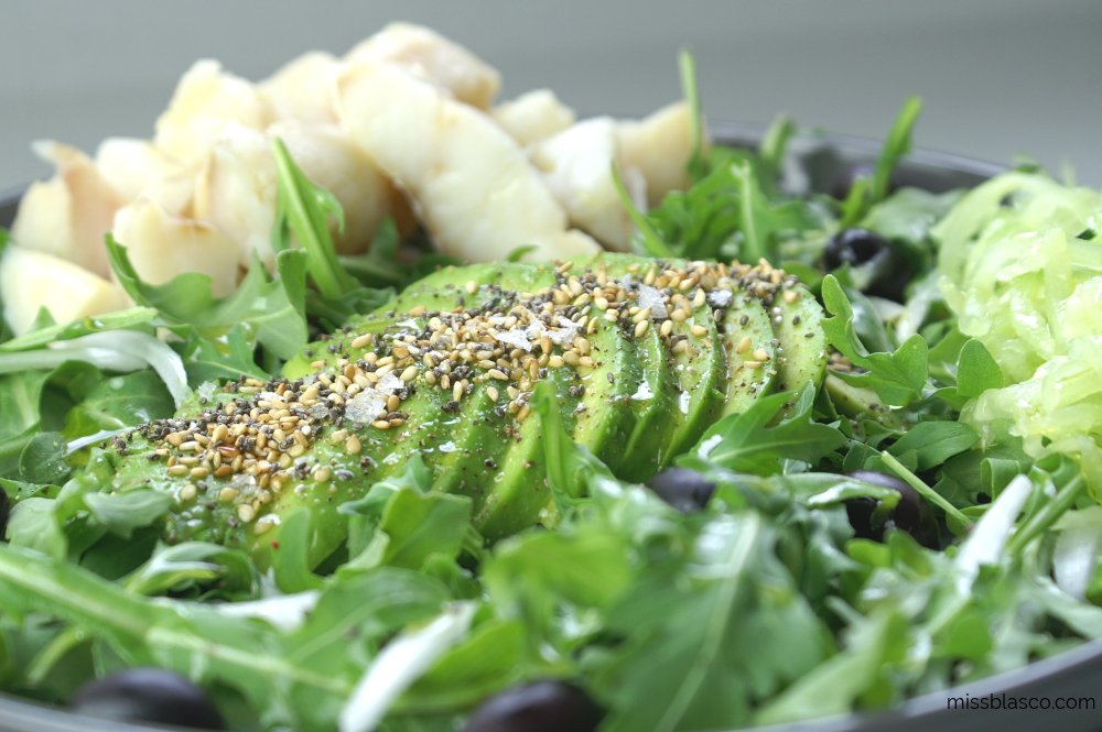 ensalada aguacate y bacalao