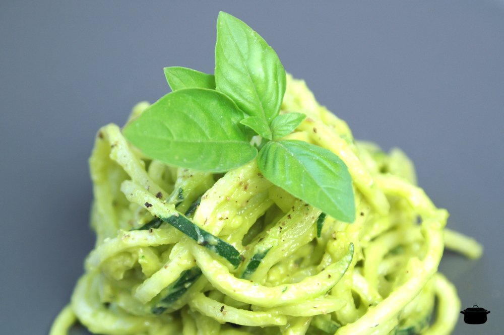espagueti de calabacin al pesto