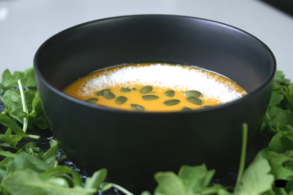 sopa de coco thai vegana