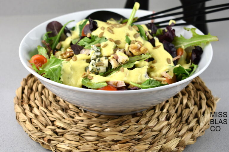 ENSALADA DE POLLO CON SALSA DE YOGUR RECETA MISS BLASCO